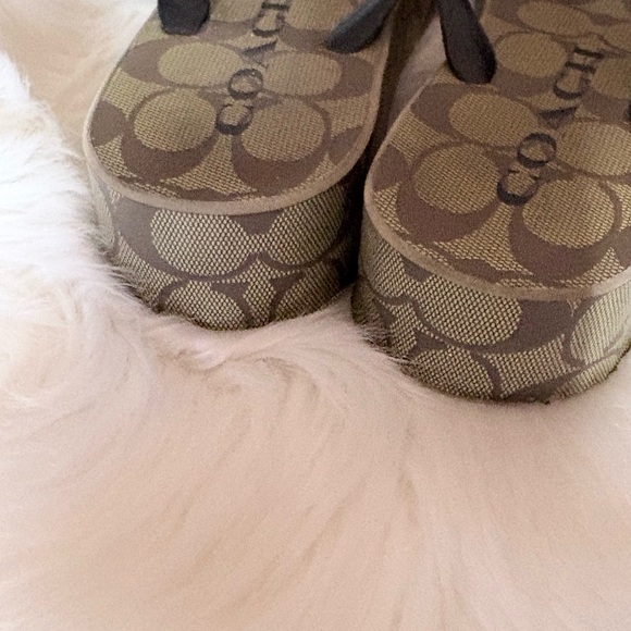 COACH Lynn Wedge Signature Flip Flop Sandal - Picture 6 of 11